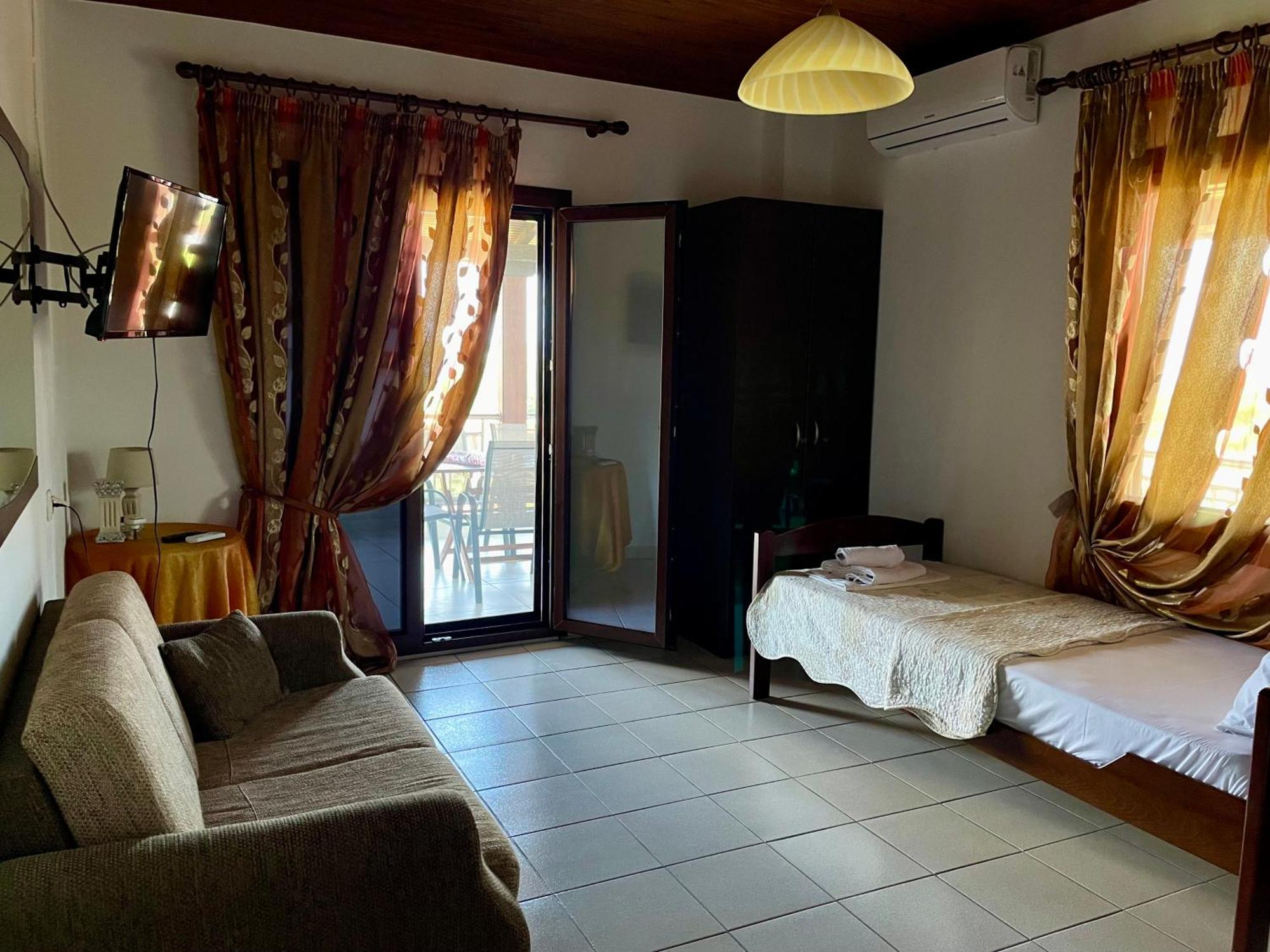 Anna Dani Apartments Vourvourou Dış mekan fotoğraf